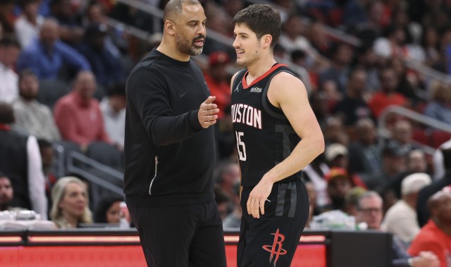 乌度卡：谢泼德取得巨大进步 我们满意他的表现和展现的成长